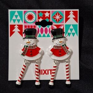 Dangling legged snowmen earrings